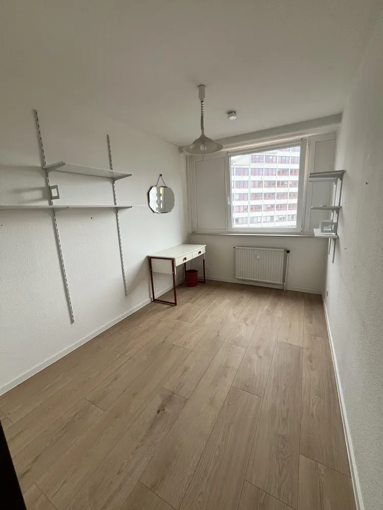 5 Zimmer Wohnung mit 128 m² in Hannover – Bild 1