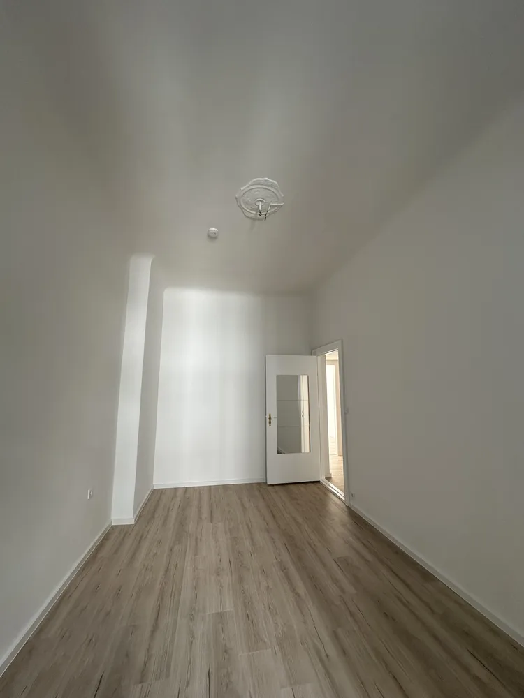 2 room apartment with 63 m² in Berlin – Photo 4