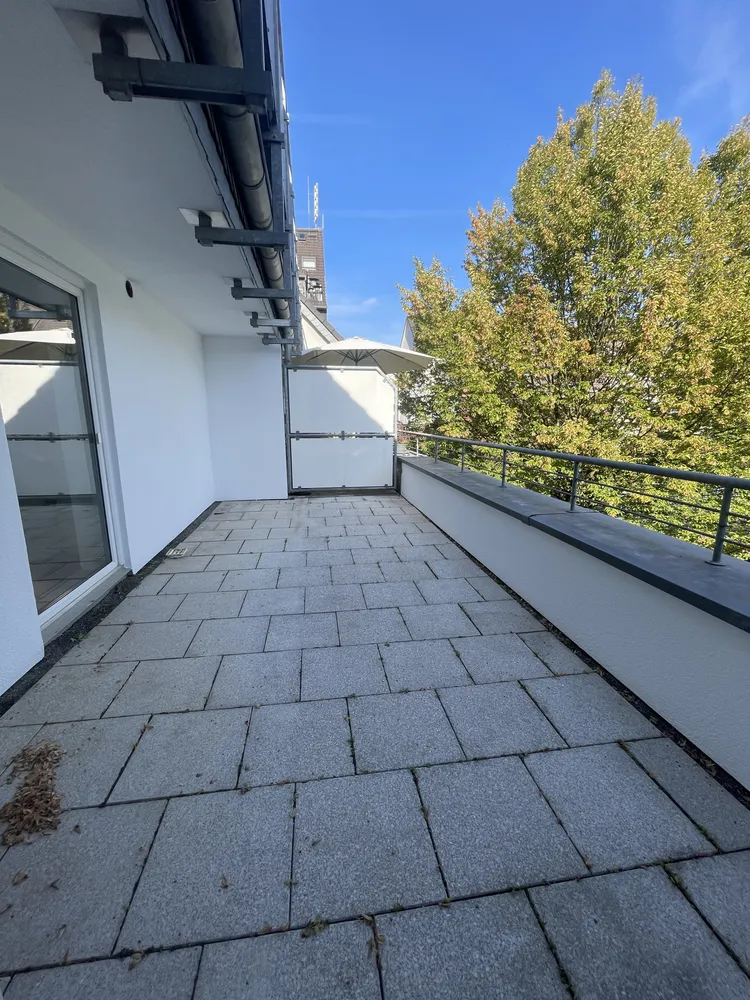 3 Zimmer Wohnung mit 126 m² in Solingen – Bild 1