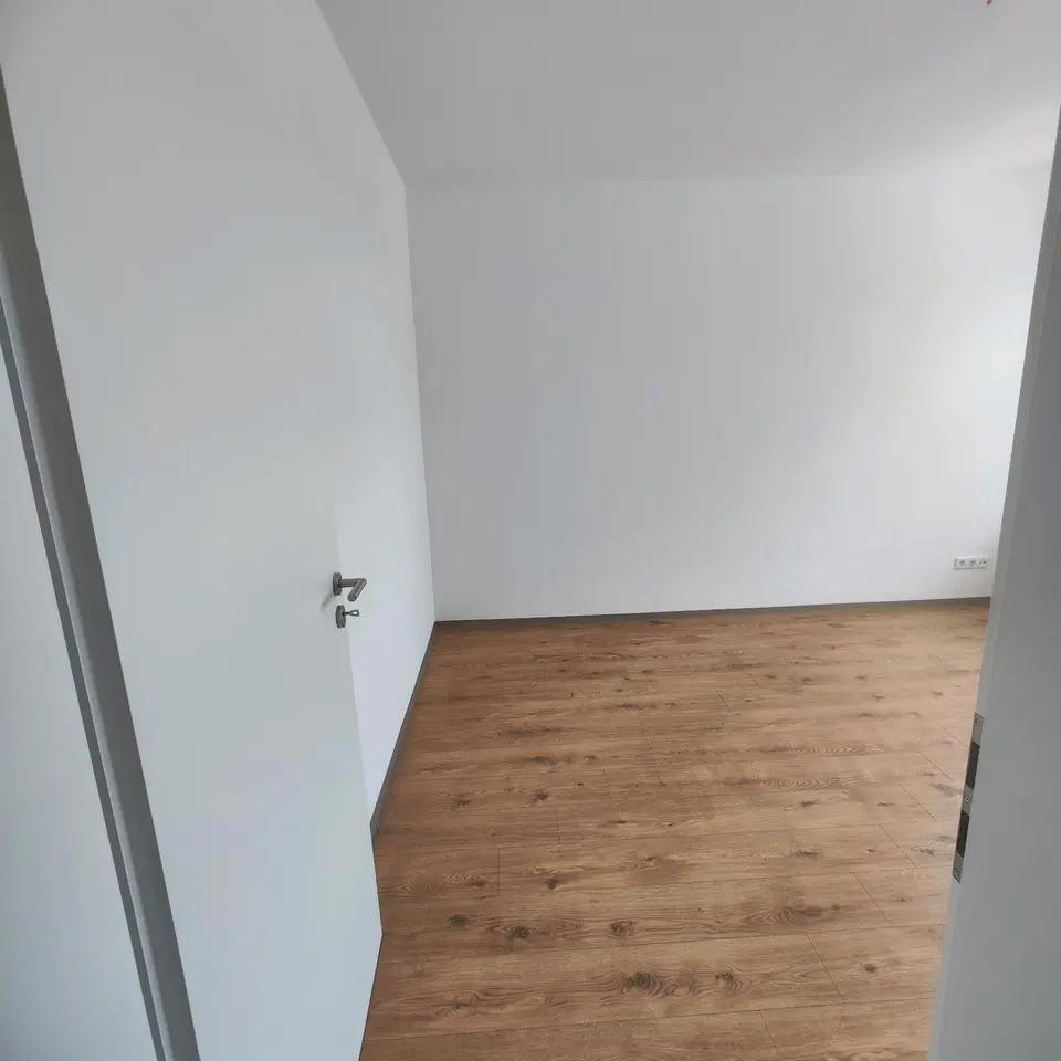 3 Zimmer Wohnung mit 81 m² in Werdau – Bild 3