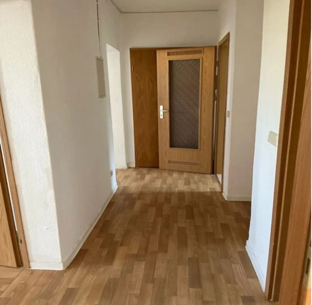3 Zimmer Wohnung mit 58 m² in Halle (Saale) – Bild 3