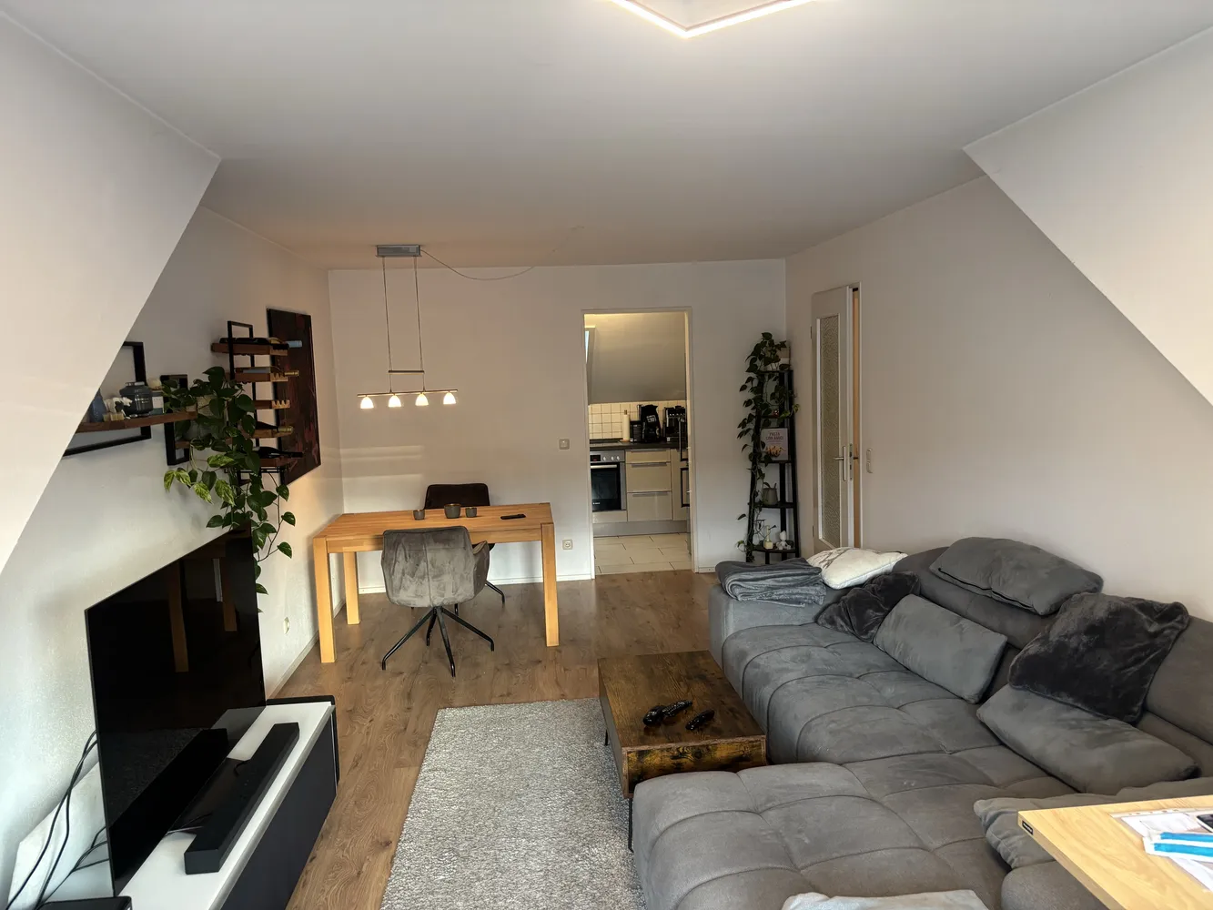 2 Zimmer Wohnung mit 53 m² in München – Bild 2