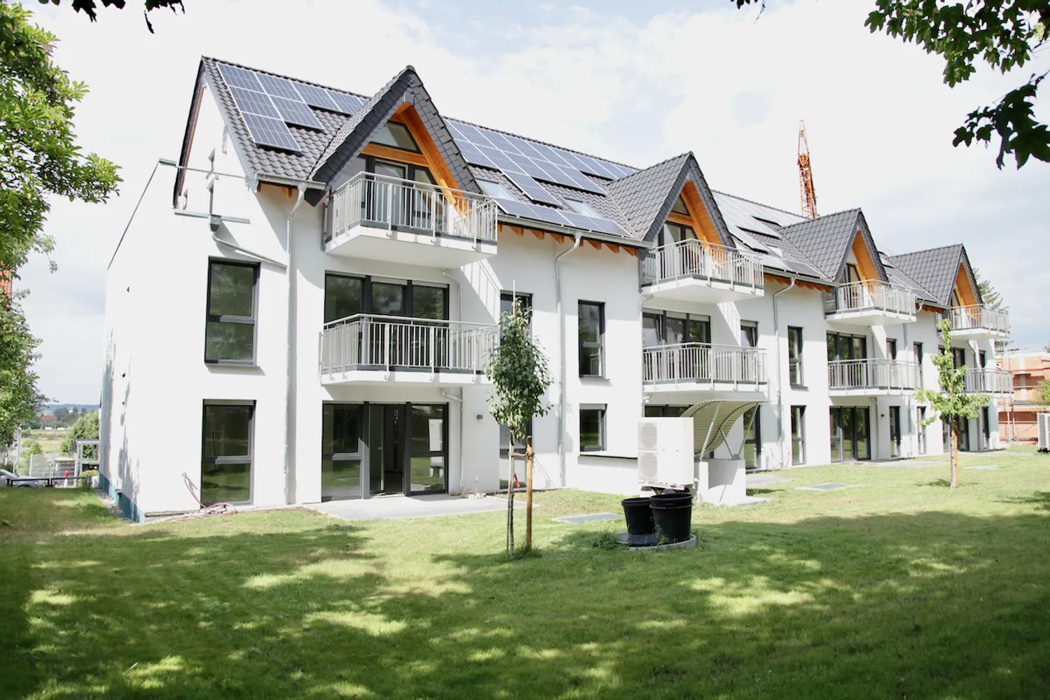 3 Zimmer Wohnung mit 93 m² in Frankfurt am Main – Bild 2