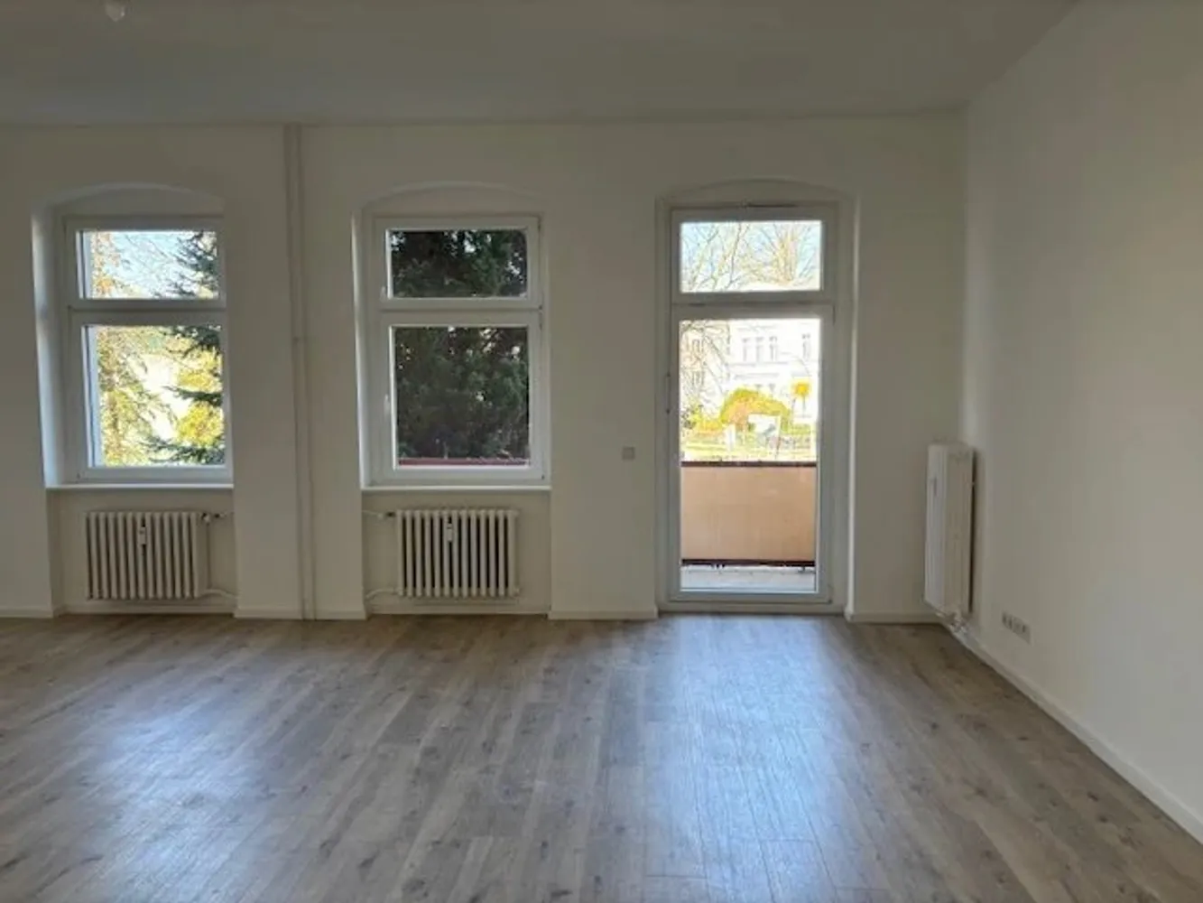 2 Zimmer Wohnung mit 84 m² in Berlin – Bild 9