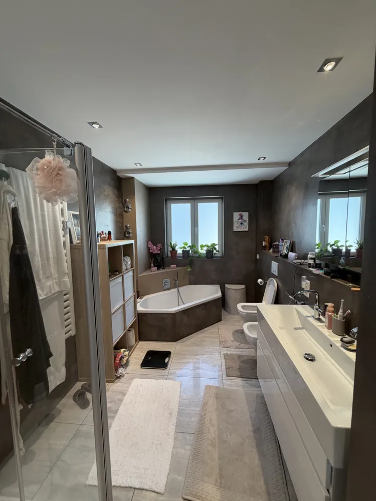 5 Zimmer Wohnung mit 165 m² in Wiesbaden – Bild 11