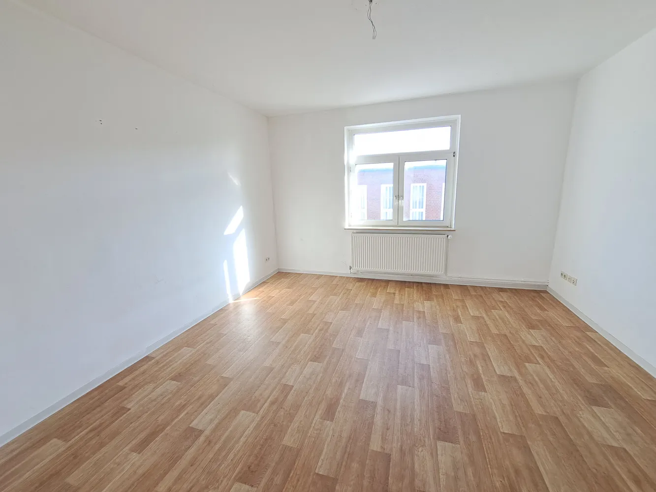 2 room apartment with 68 m² in Bremerhaven – Photo 3