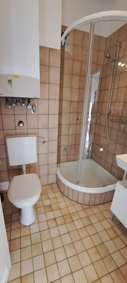 2 Zimmer Wohnung mit 28 m² in Hürth – Bild 4