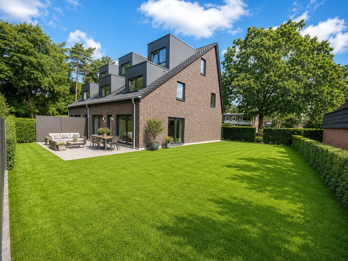 5 Zimmer Haus mit 121 m² in Hamburg – Bild 1