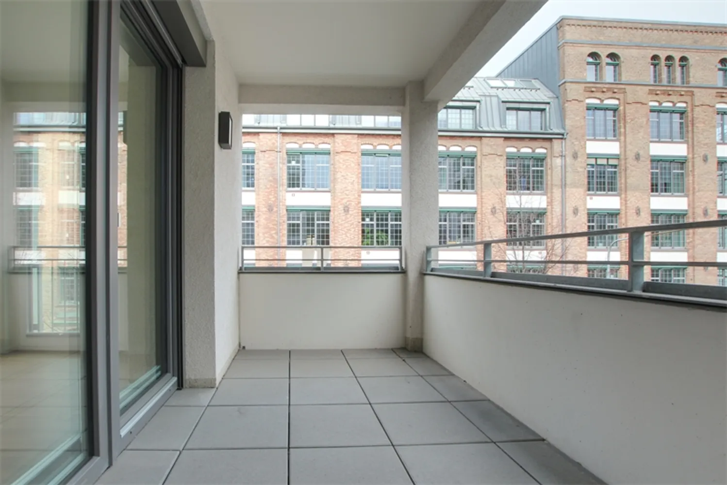 1 Zimmer Wohnung mit 23 m² in Frankfurt am Main – Bild 11