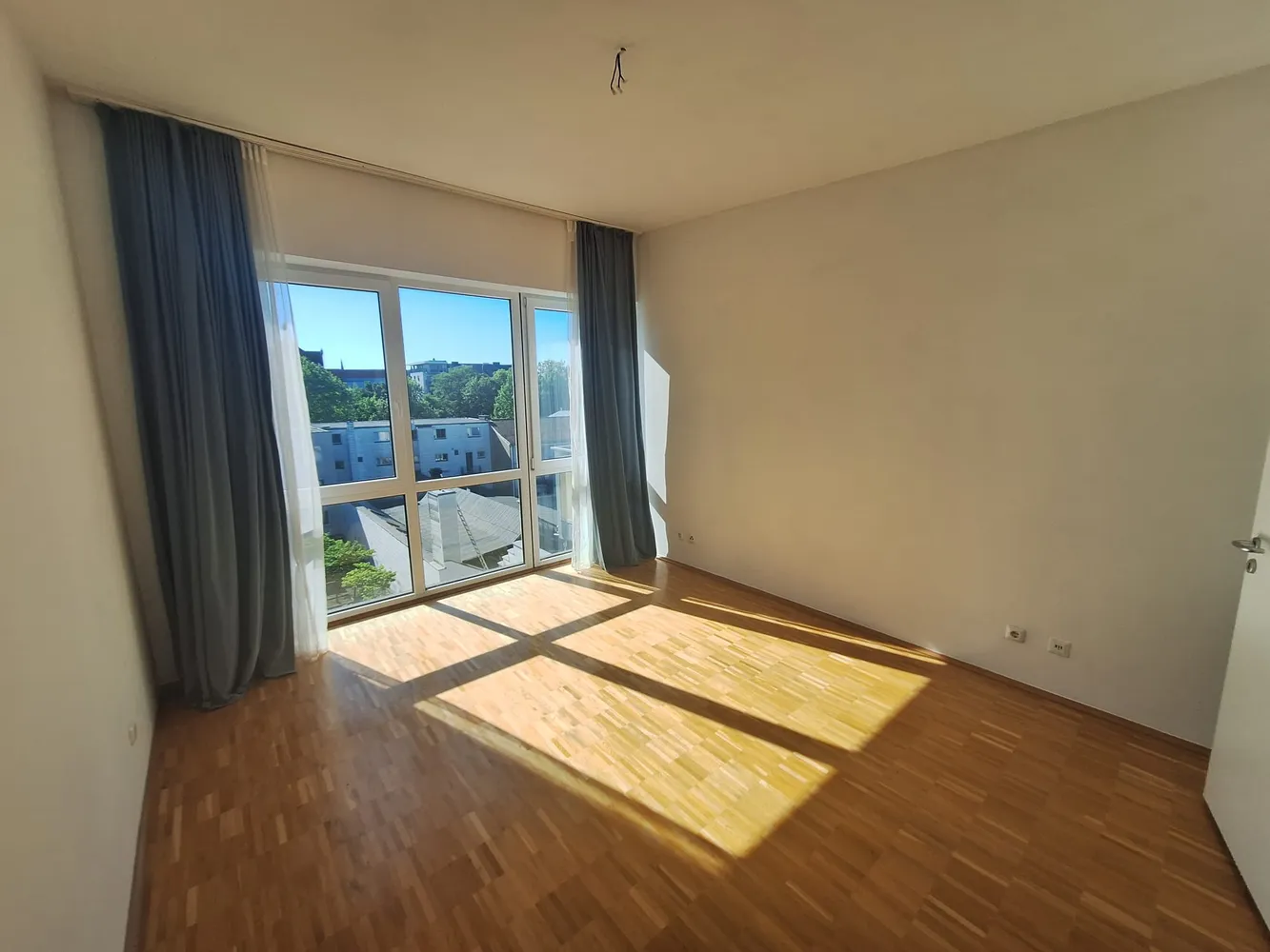 3 Zimmer Wohnung mit 110 m² in Aachen – Bild 2