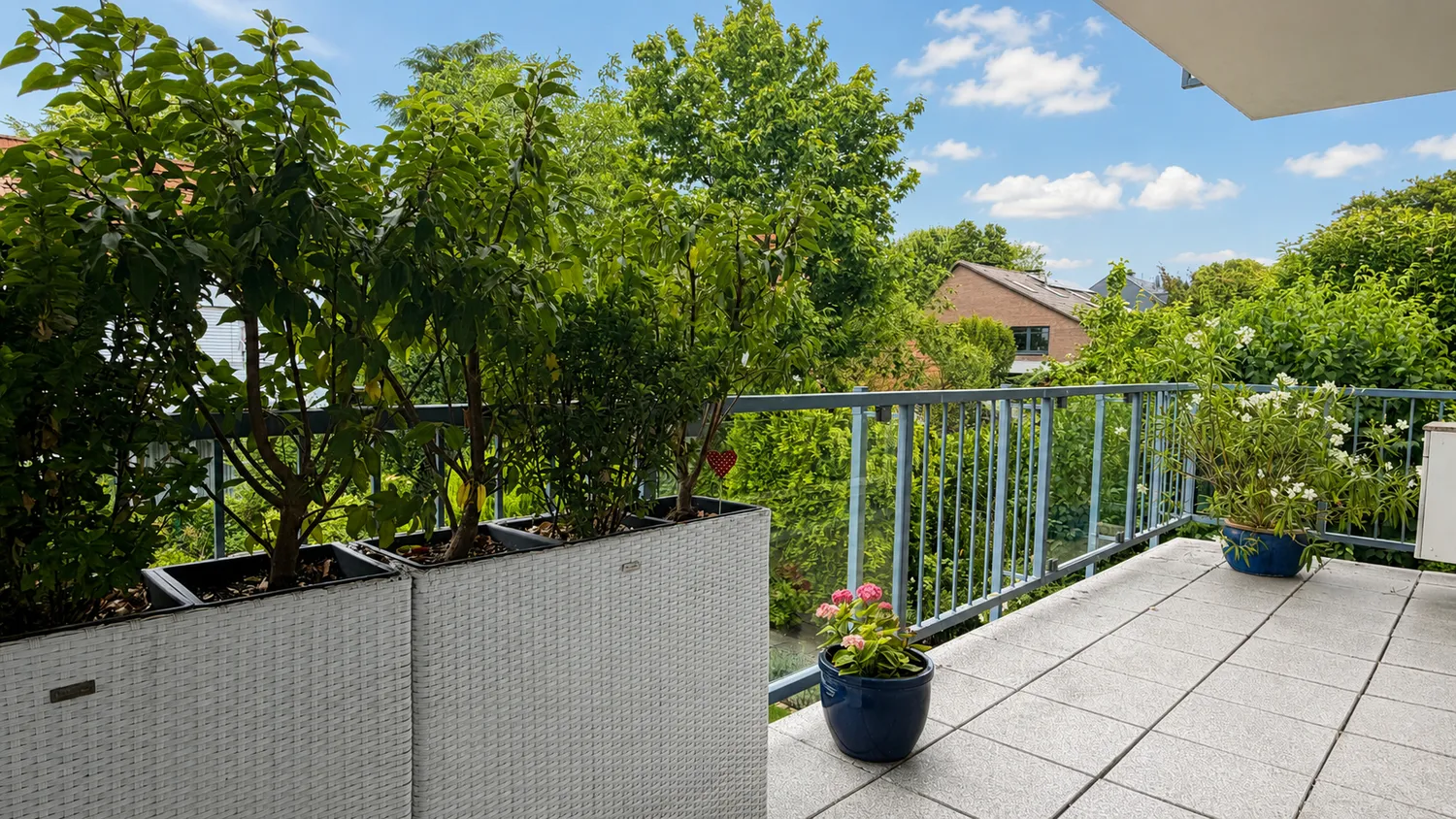 3 room apartment with 91 m² in Düsseldorf – Photo 4