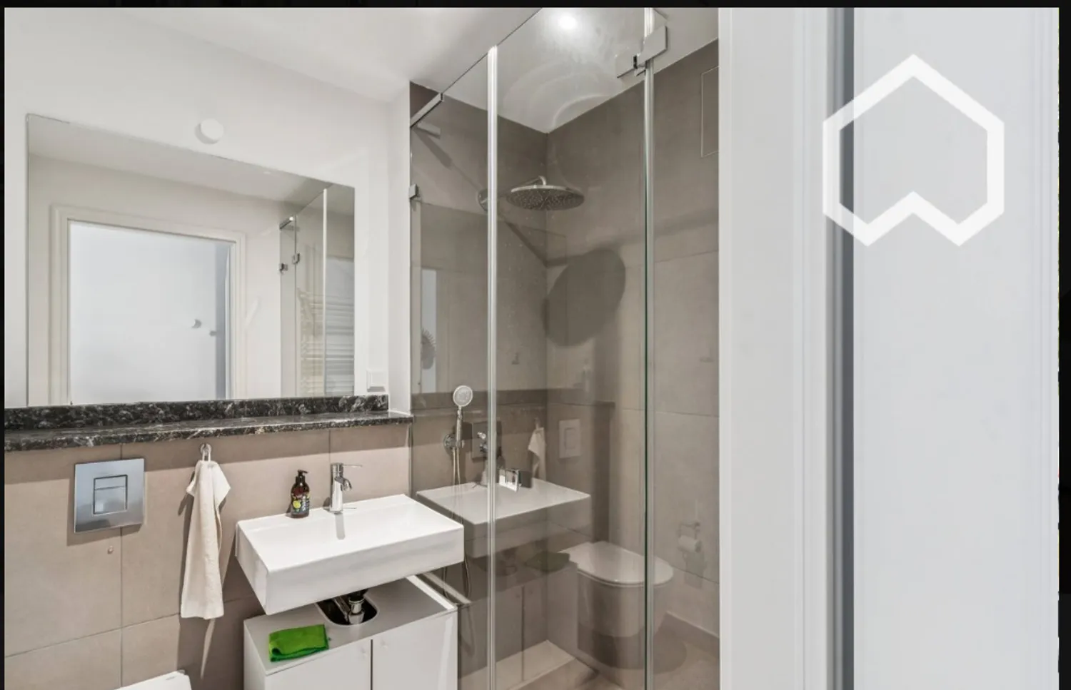 1 room apartment with 35 m² in Berlin – Photo 4