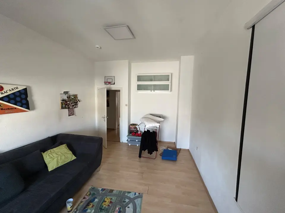 4 Zimmer Wohnung mit 105 m² in Saarbrücken – Bild 3