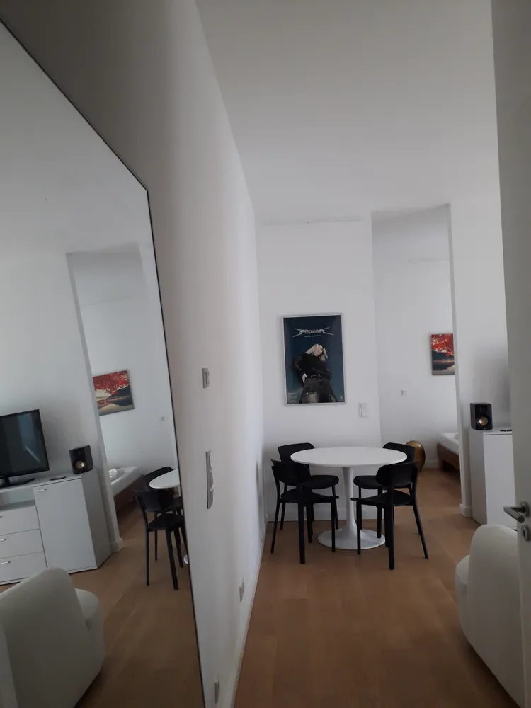 2 room apartment with 52 m² in Berlin – Photo 2