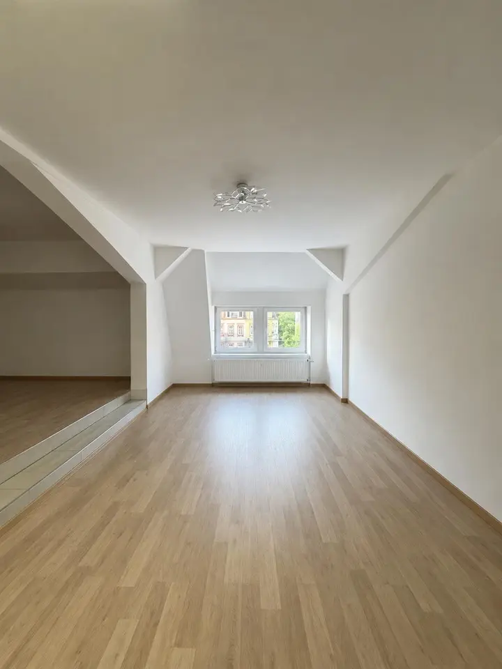3 Zimmer Wohnung mit 98 m² in Freital – Bild 1