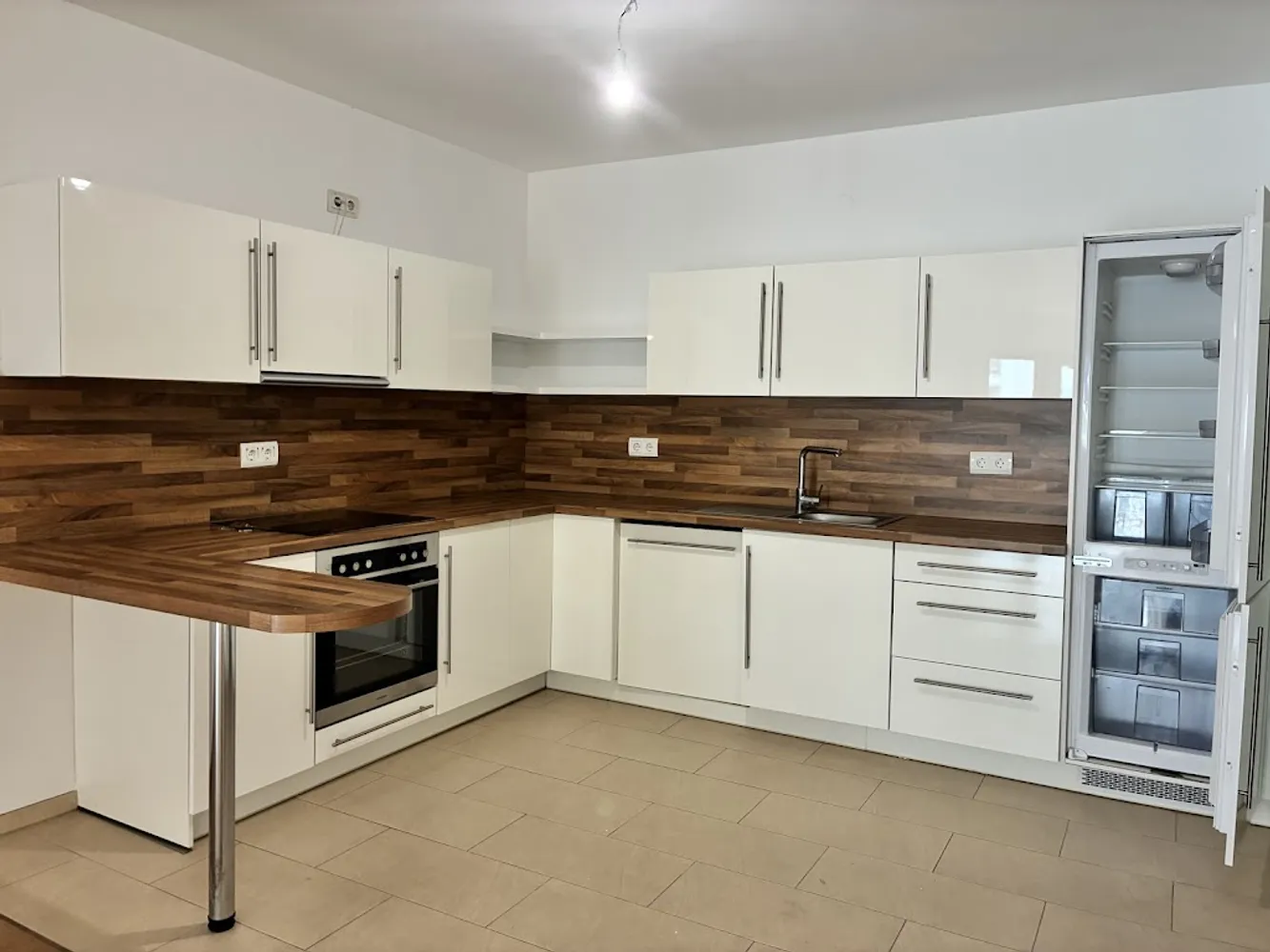 2 room apartment with 84 m² in Frankfurt am Main – Photo 9
