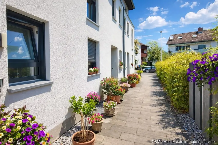 6 Zimmer Haus mit 222 m² in Wiesbaden – Bild 3