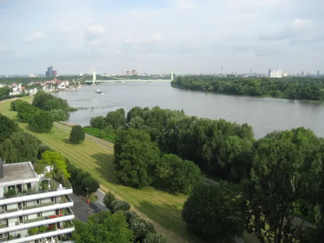 1 Zimmer Wohnung mit 38 m² in Köln – Bild 4