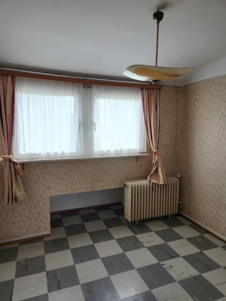 9 Zimmer Wohnung mit 240 m² in Saarbrücken – Bild 1