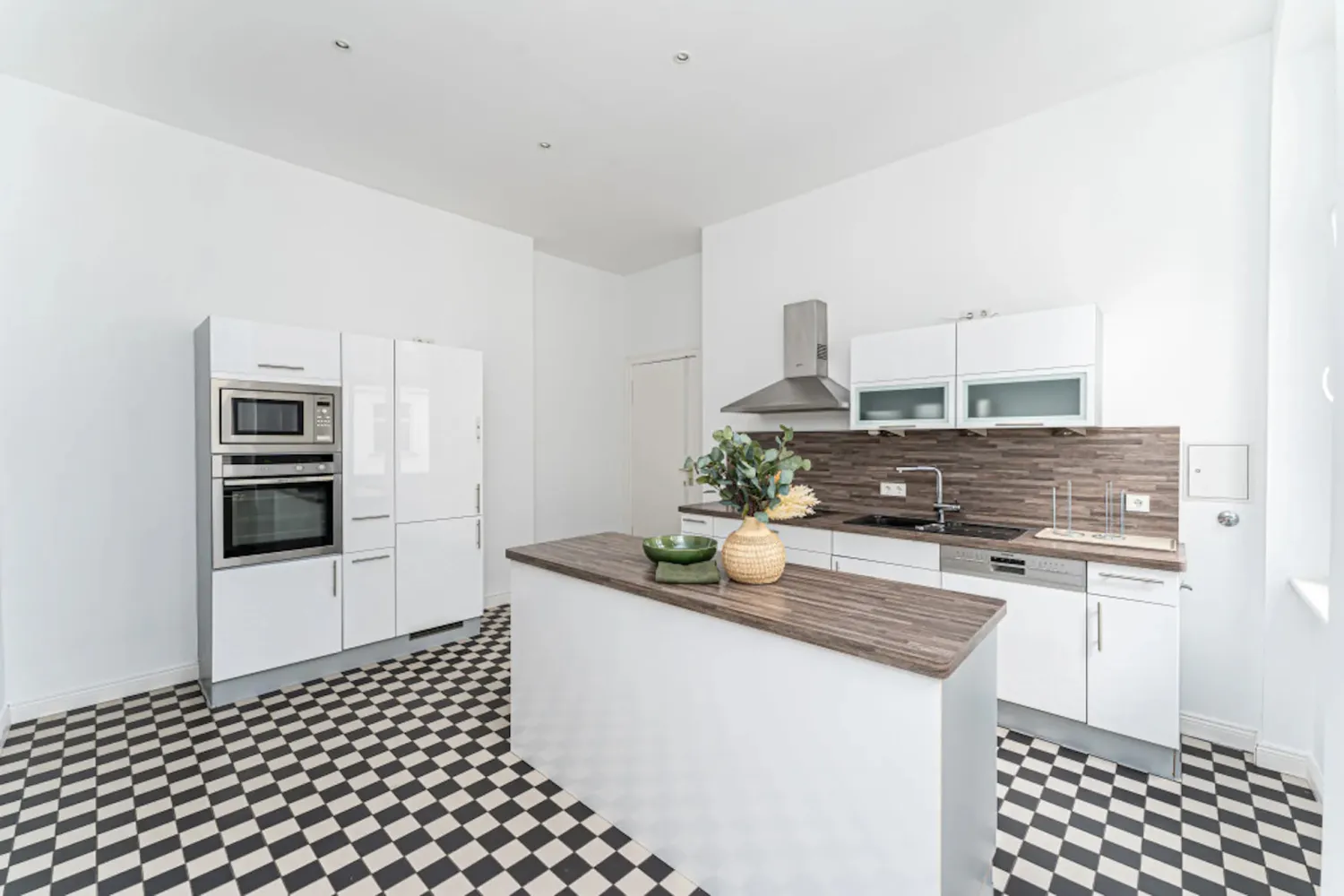 Shared room with 10 m² in Berlin – Photo 1