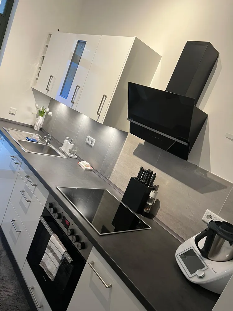 3 Zimmer Wohnung mit 80 m² in Halle (Saale) – Bild 2