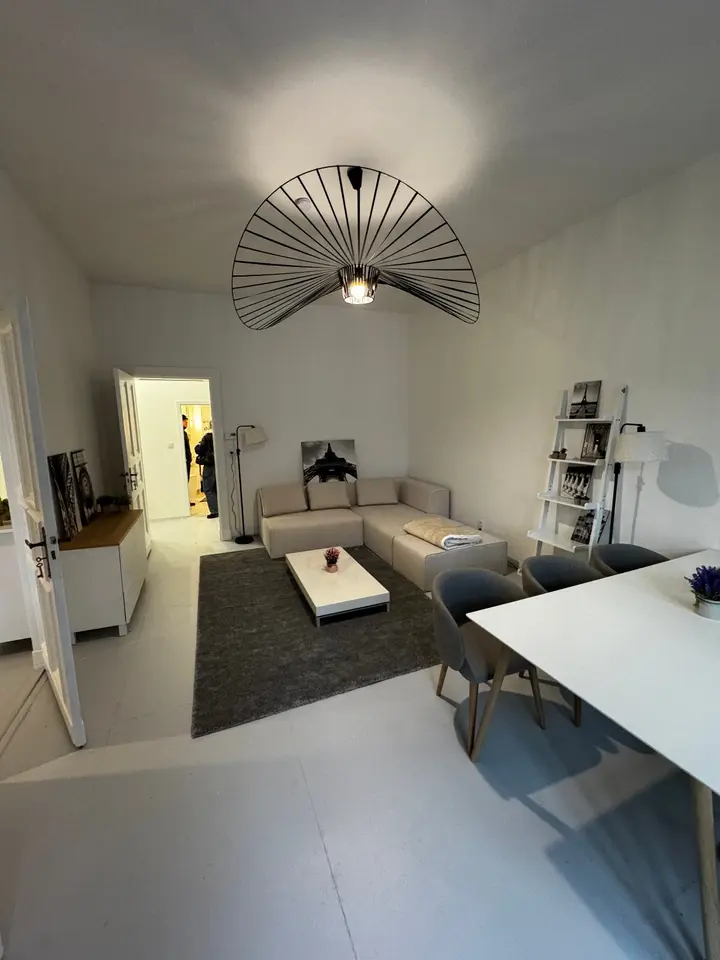 3 Zimmer Wohnung mit 100 m² in Berlin – Bild 1