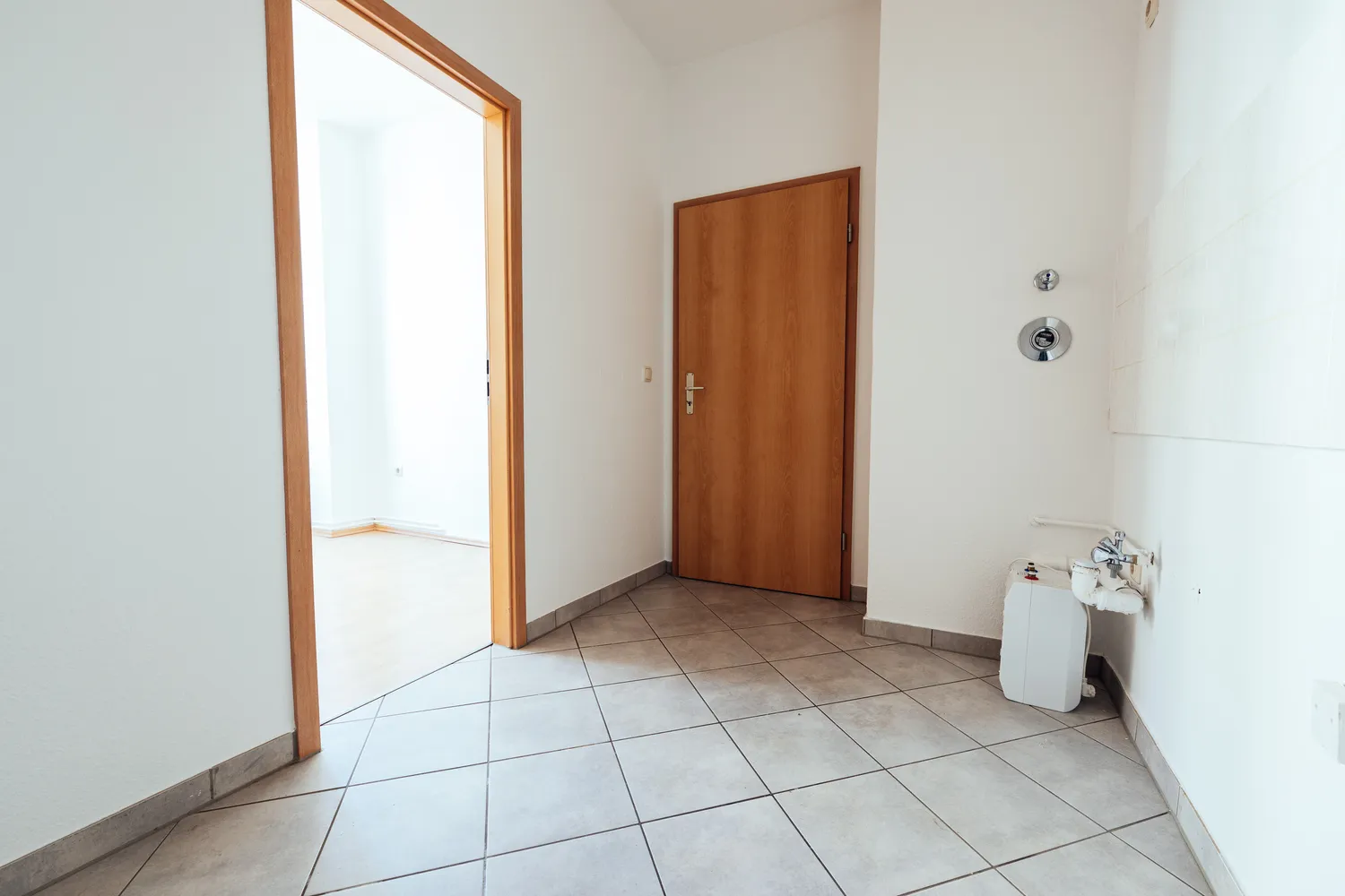 2 room apartment with 40 m² in Magdeburg – Photo 11