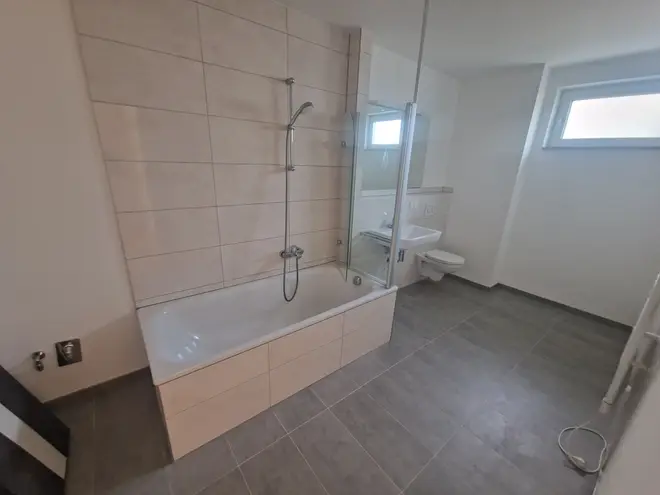 4 Zimmer Wohnung mit 95 m² in Hannover – Bild 4