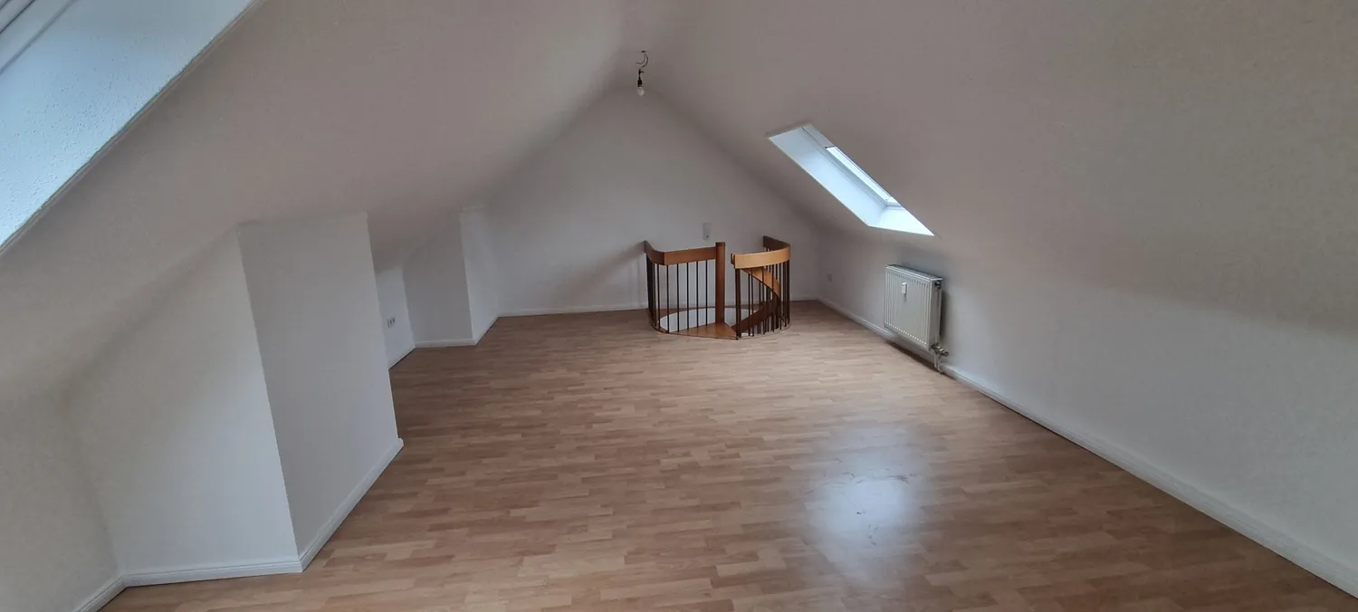 4 Zimmer Wohnung mit 106 m² in Frechen – Bild 11
