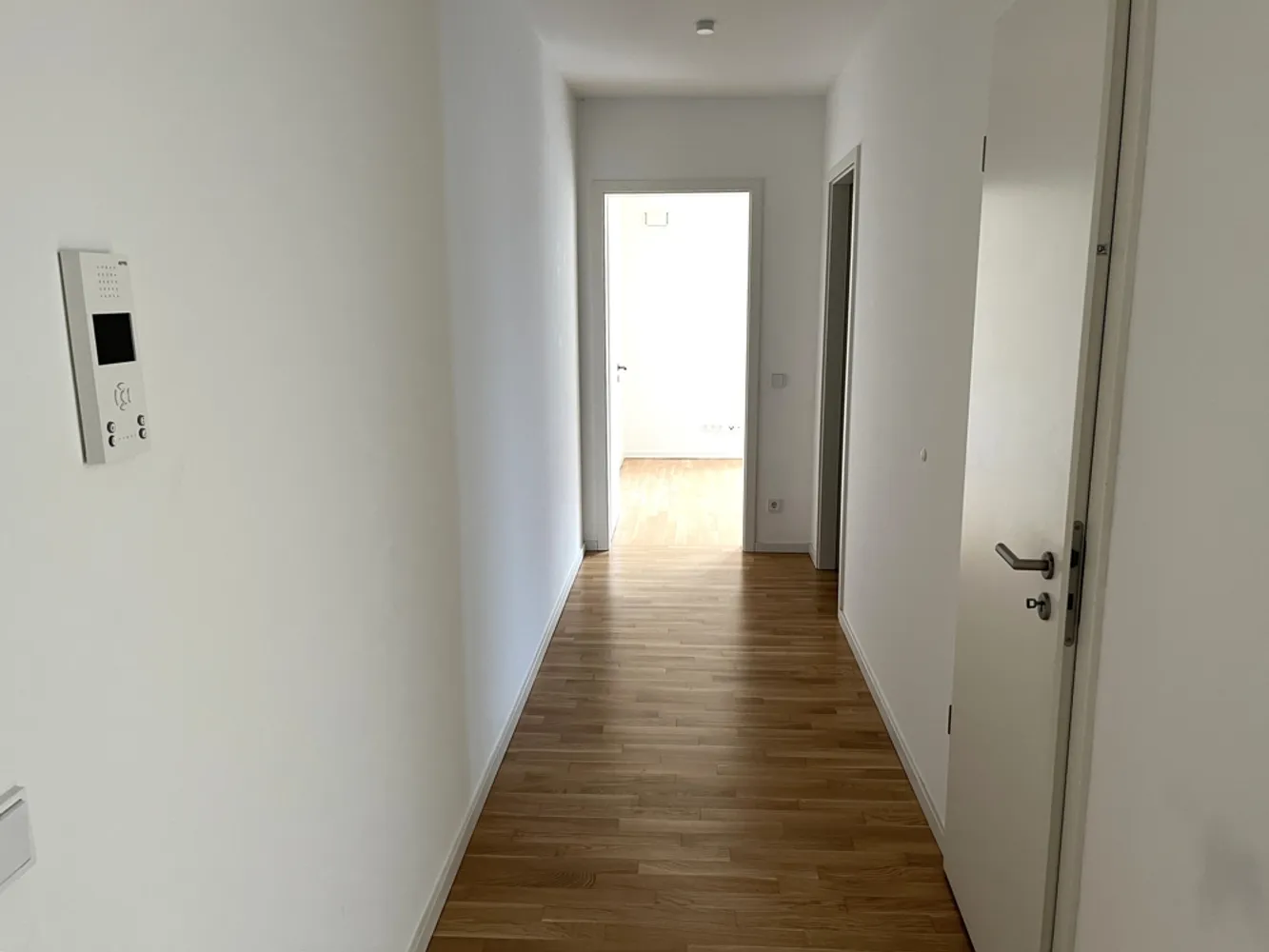 2 room apartment with 64 m² in Hamburg – Photo 3