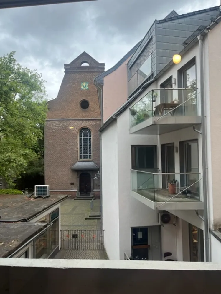 3 Zimmer Wohnung mit 82 m² in Düsseldorf – Bild 1