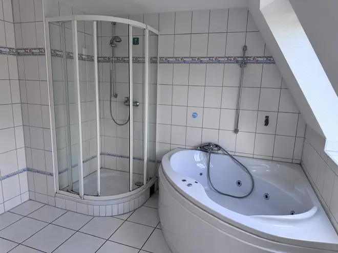 4 Zimmer Wohnung mit 140 m² in Köln – Bild 8