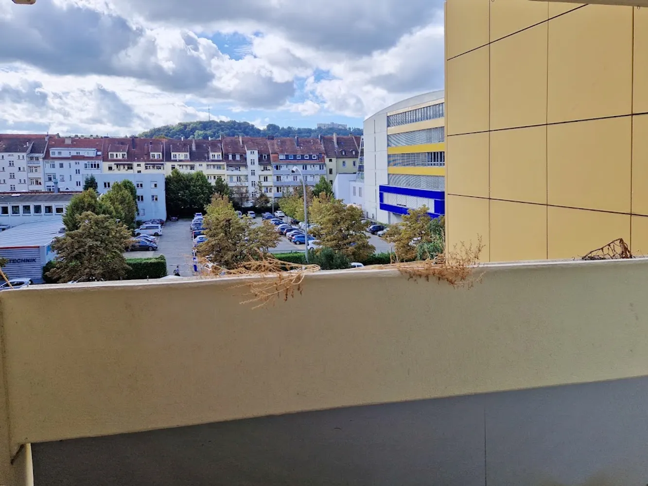 2 Zimmer Wohnung mit 73 m² in Saarbrücken – Bild 2
