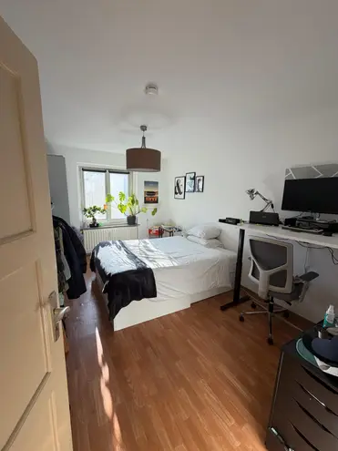 3 Zimmer Wohnung mit 80 m² in München – Bild 5