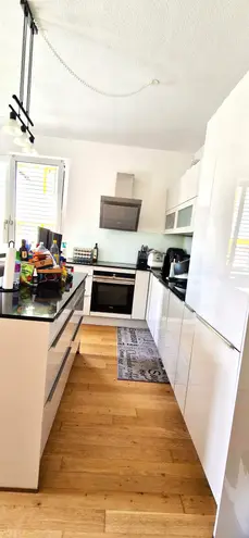 3 Zimmer Wohnung mit 80 m² in München – Bild 2