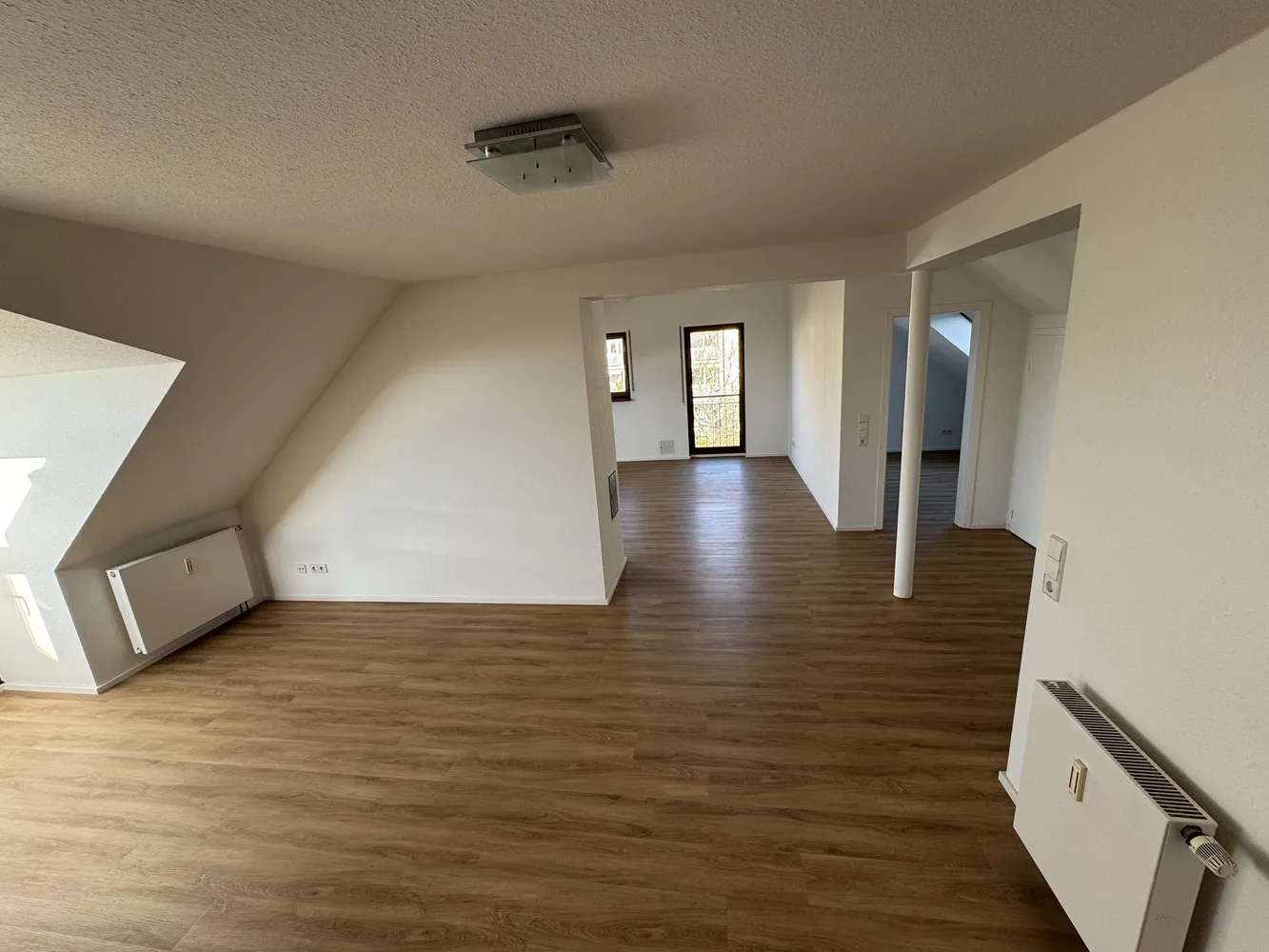 4 Zimmer Wohnung mit 91 m² in Stuttgart – Bild 4