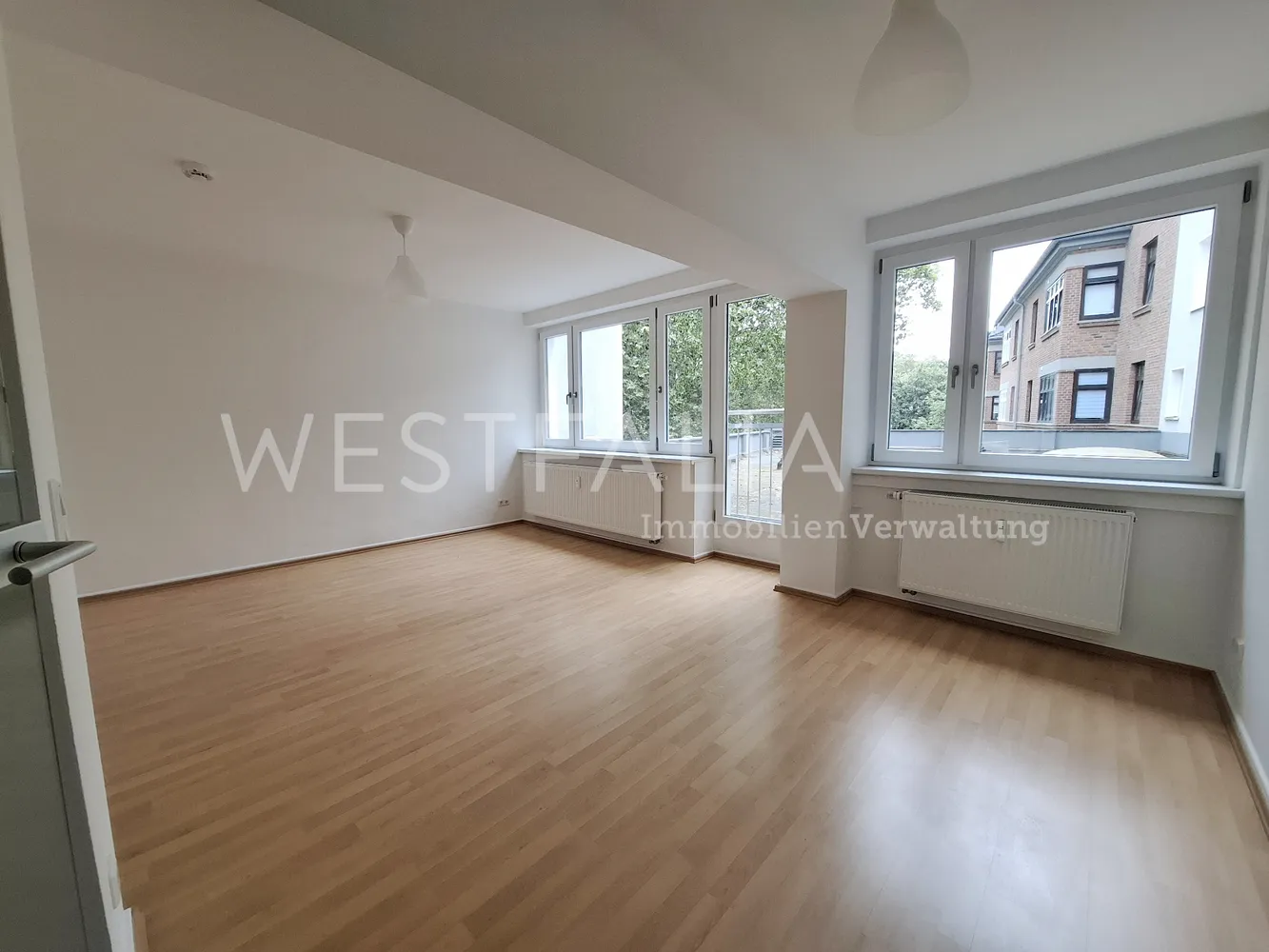 2 Zimmer Wohnung mit 77 m² in Duisburg – Bild 1