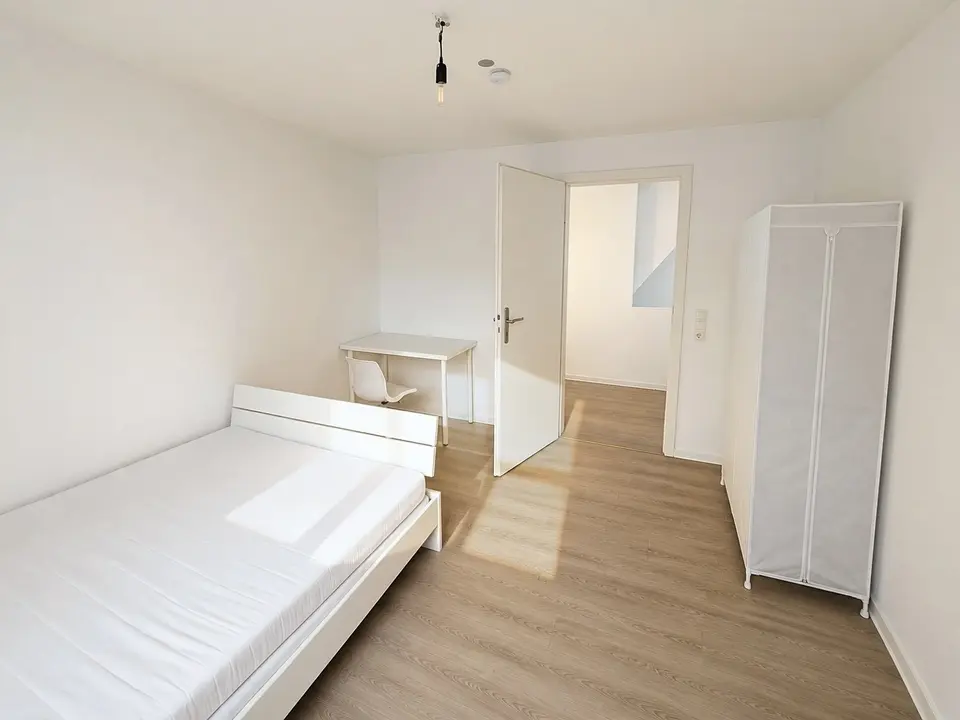 Shared room with 13 m² in Stuttgart – Photo 1