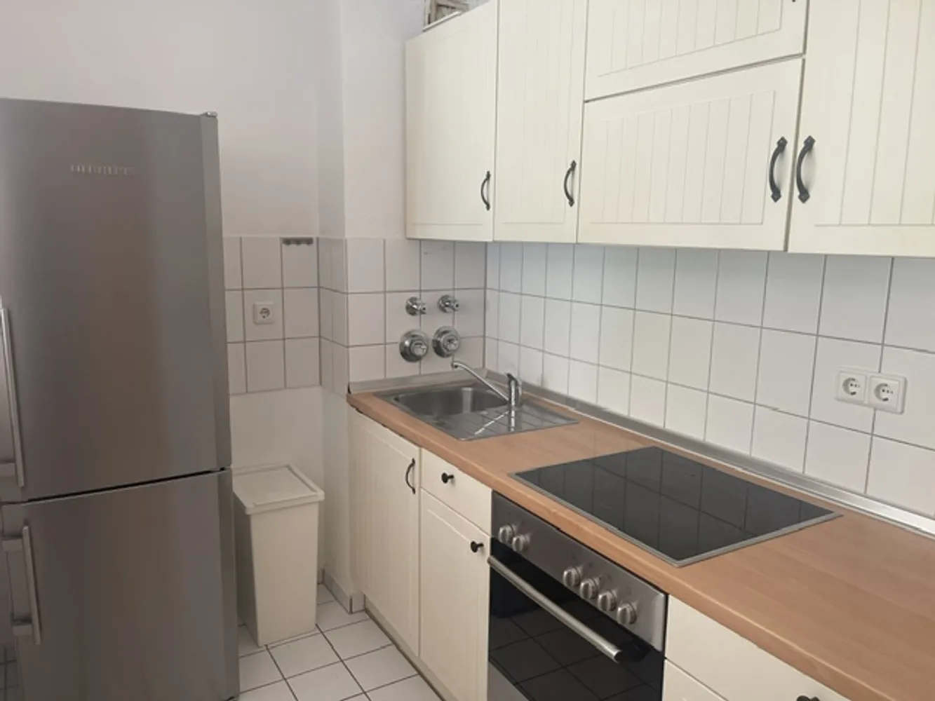 3 Zimmer Wohnung mit 70 m² in Düsseldorf – Bild 4