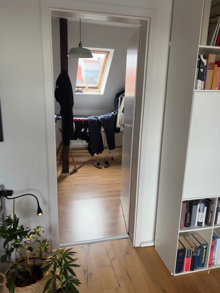 5 Zimmer Wohnung mit 105 m² in Nürnberg – Bild 2