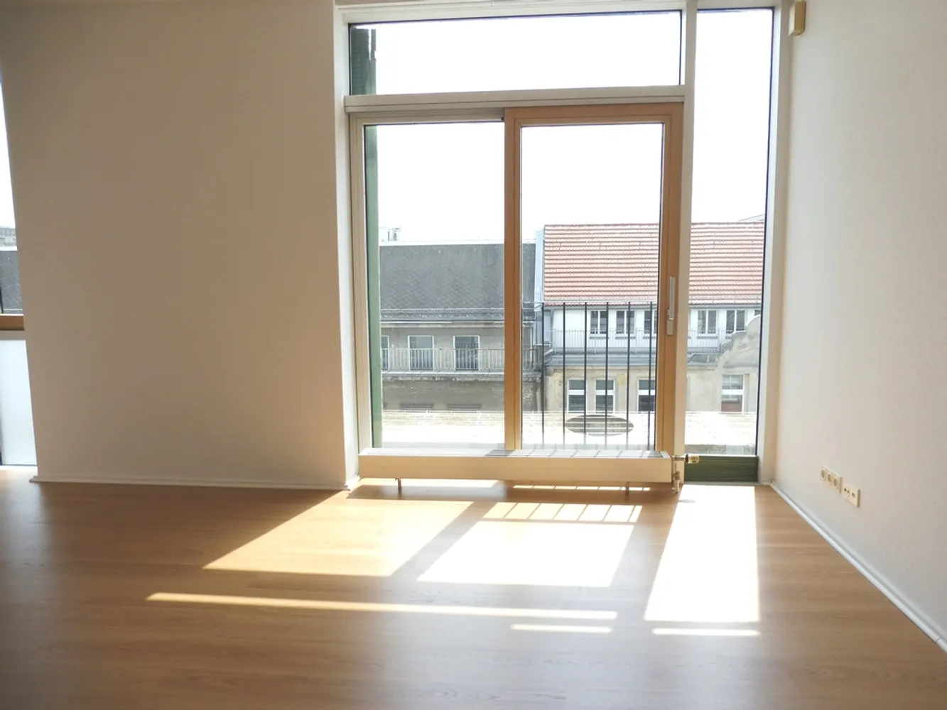 2 Zimmer Wohnung mit 76 m² in Berlin – Bild 1