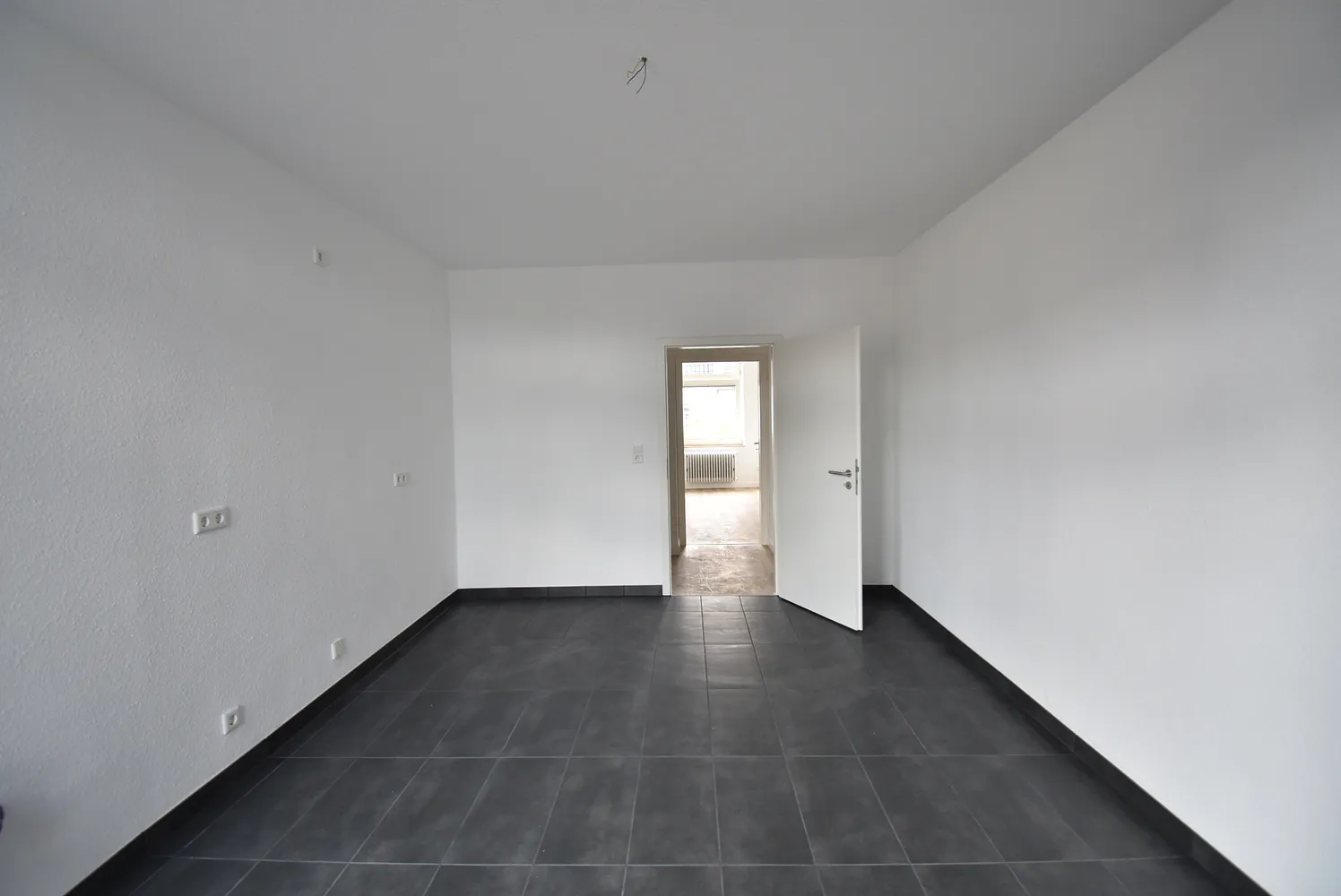 2 Zimmer Wohnung mit 98 m² in Düsseldorf – Bild 10