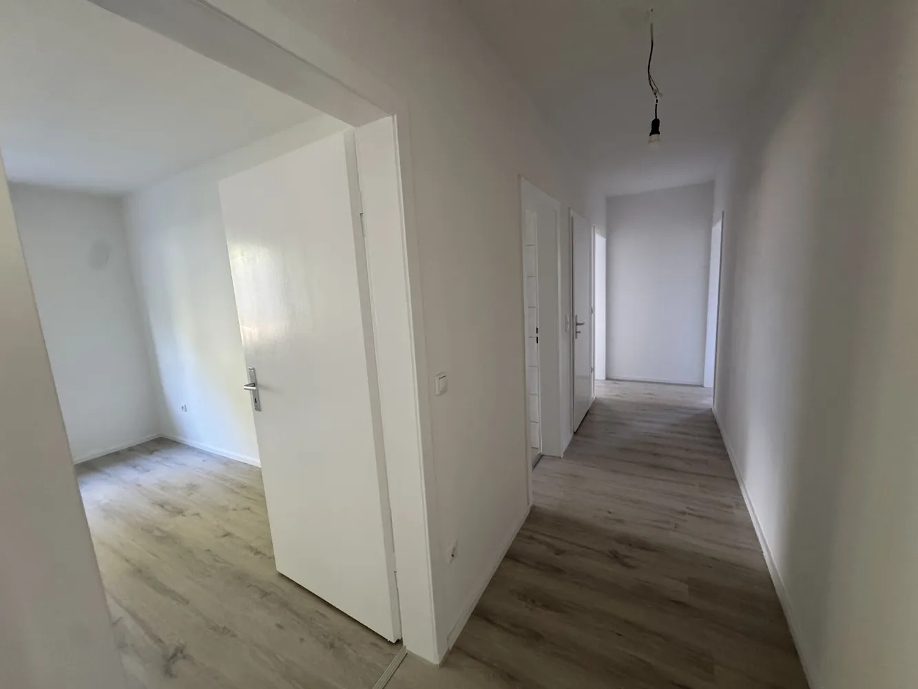 5 Zimmer Wohnung mit 104 m² in Duisburg – Bild 3
