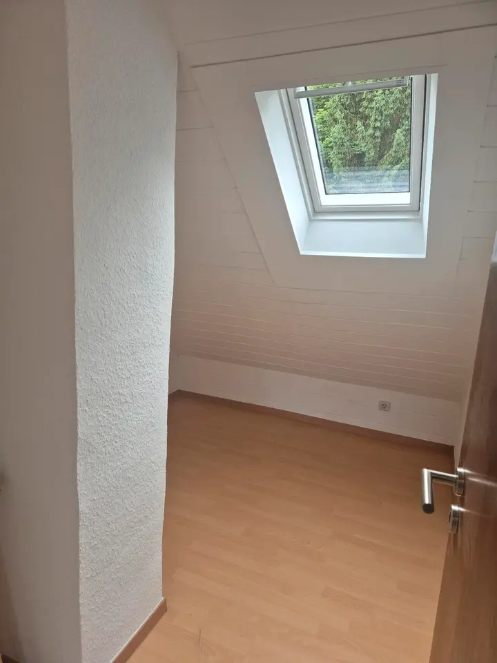 4 Zimmer Wohnung mit 100 m² in Saarbrücken – Bild 9