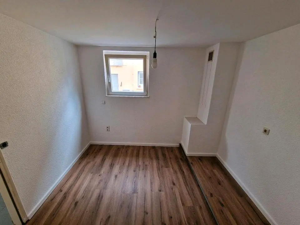 6 Zimmer Haus mit 157 m² in Dietzenbach – Bild 3