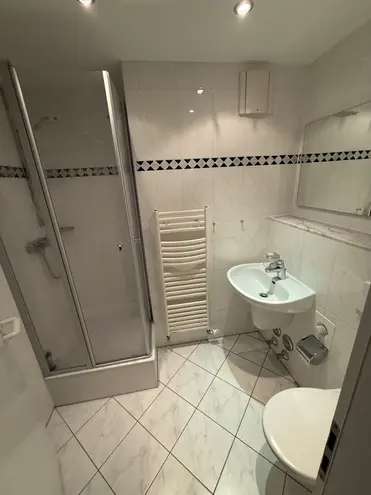 4 Zimmer Wohnung mit 116 m² in Wiesbaden – Bild 3