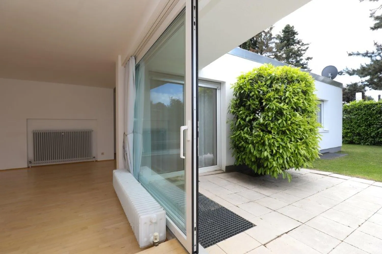 7 Zimmer Haus mit 265 m² in Wiesbaden – Bild 2