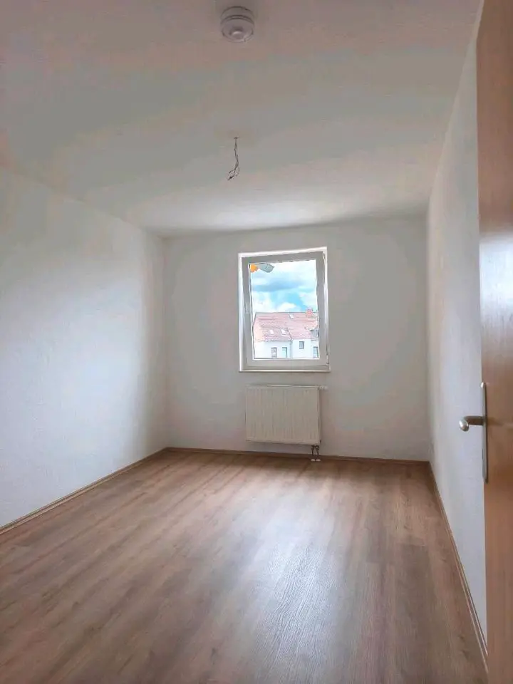 3 Zimmer Wohnung mit 60 m² in Weißenfels – Bild 1