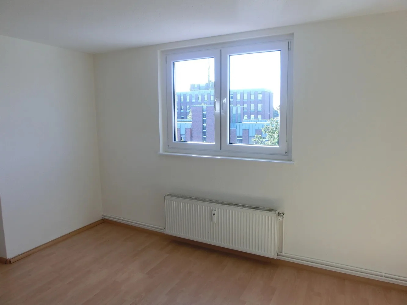 2 Zimmer Wohnung mit 47 m² in Lübeck – Bild 2