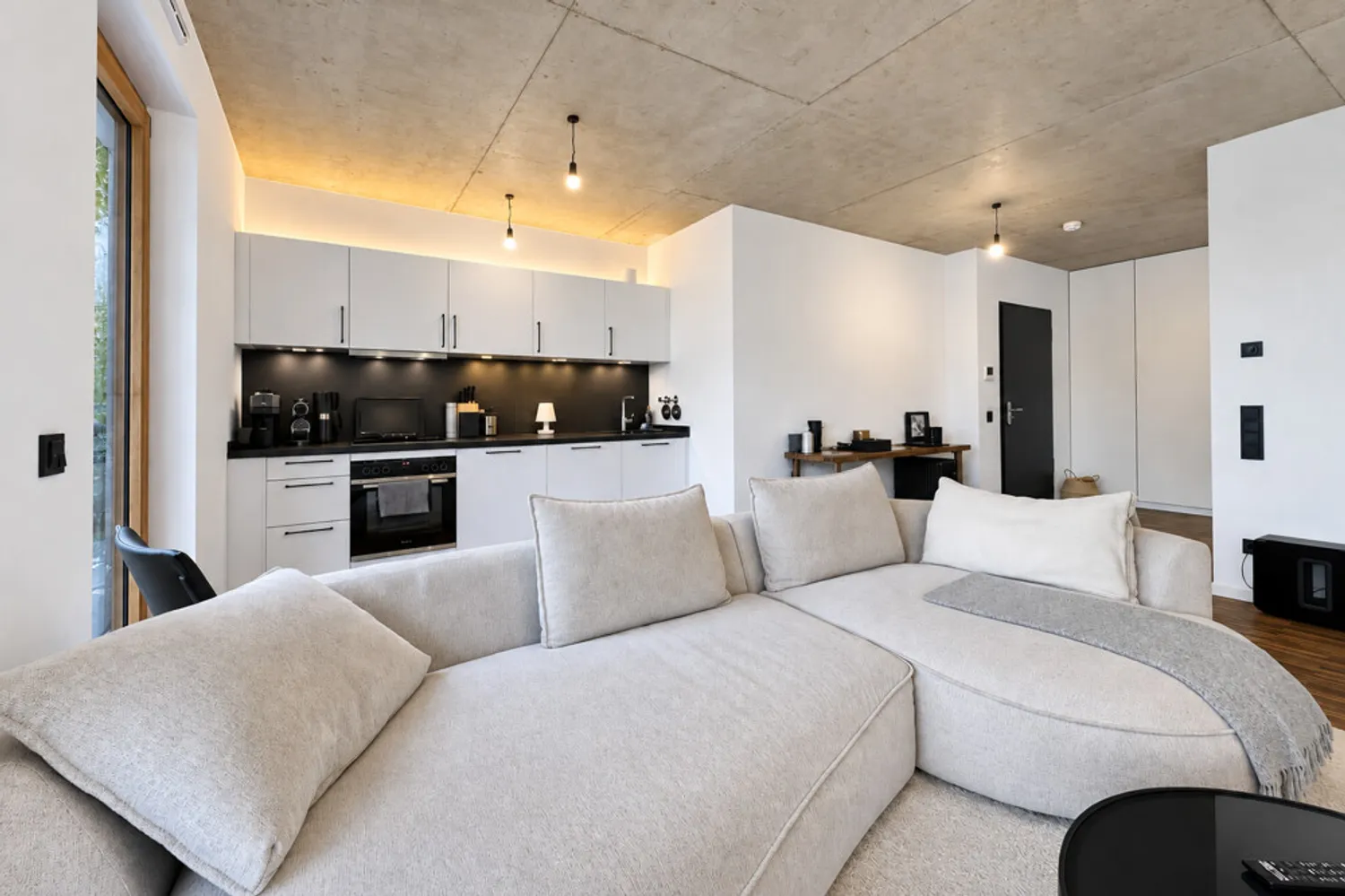 2 room apartment with 77 m² in Düsseldorf – Photo 8